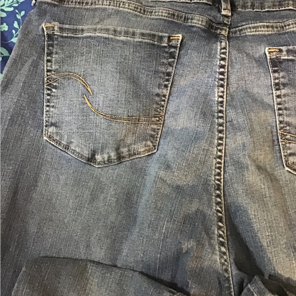 Woman size 18 W Levi’s signature mid rise straight stretch denim jeans cc - Picture 8 of 9